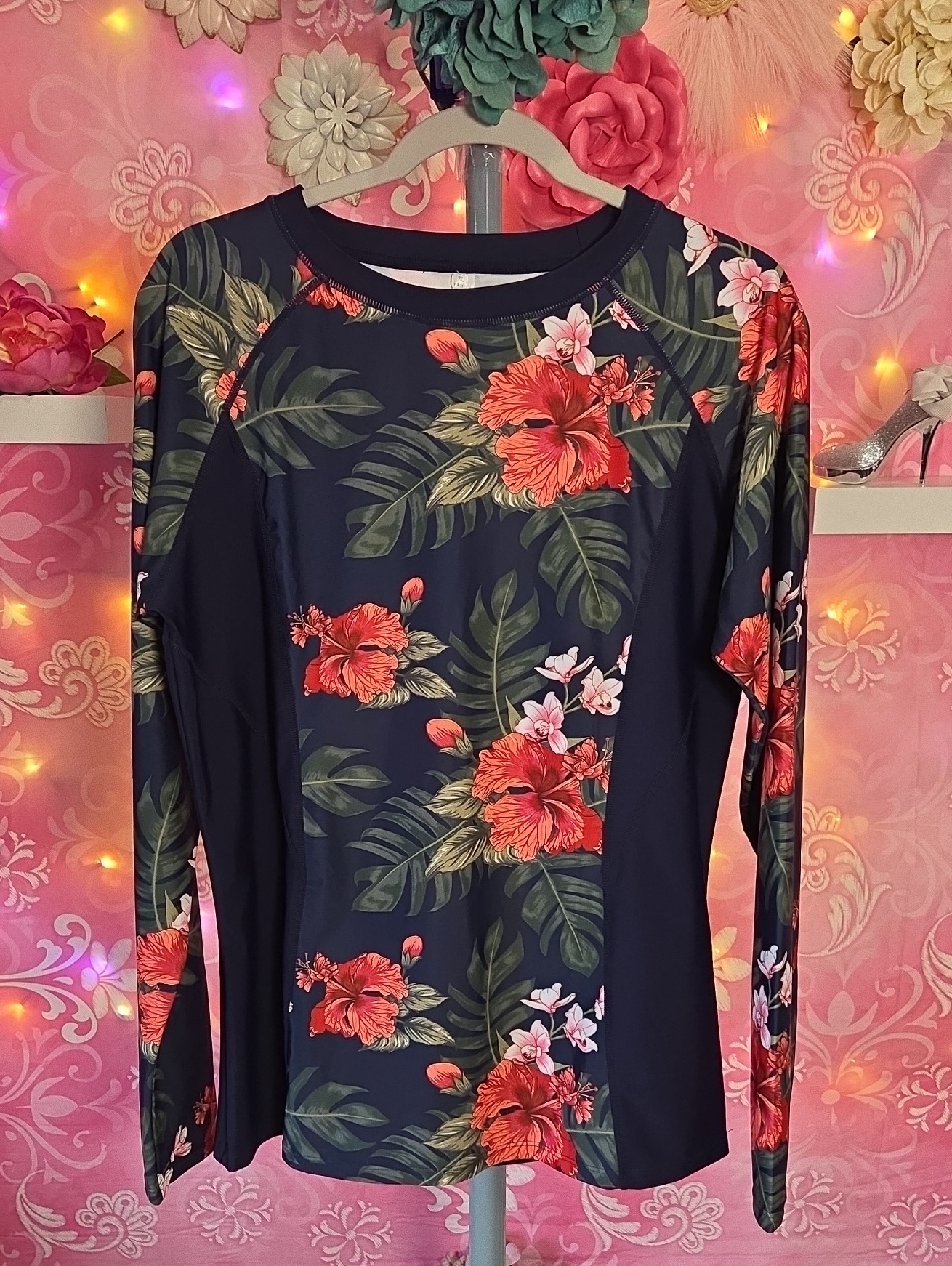 Source Unknown Navy Long-Sleeve Tee With Red Floral Print